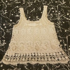 💥SALE 3 for $20💥 Pins and Needles Crocett Top